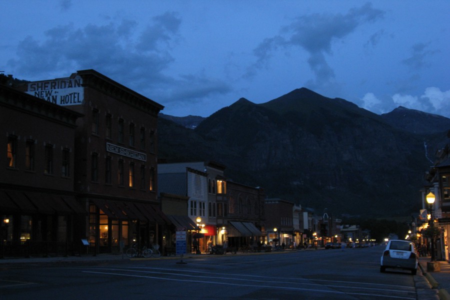 ../image/day 3 town at night 6.jpg